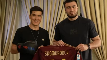 Эльдор Шомуродов пен Баходир Джалолов естелік сыйлықтармен алмасты (ФОТО)