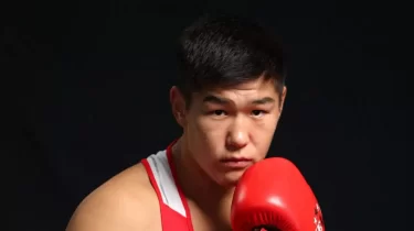 001: Бекзат Нұрдәулетовке ағалары "крутой" номер сыйлады