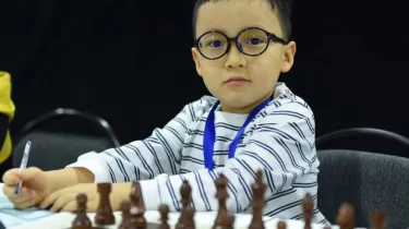 7 жастағы қазақ шахматшысы әлем чемпионы атанды
