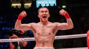Қазақстандық боксшы Конор Макгрегор лигасында жарқын нокаутпен дебют жасады (ВИДЕО)
