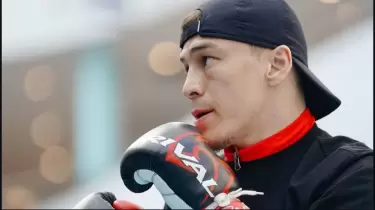 Батыр Жүкембаев: "Қазақ елінде жеңісті күндер көп болсын!"