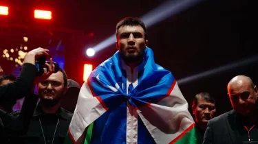Астанадағы айқастан кейін IBF Баходир Жалоловқа қатысты шешім шығарды