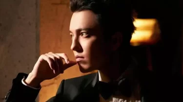 Димаш Құдайберген Алматыда жанкүйерлерімен кездеседі (ВИДЕО)