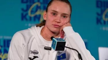 Елена Рыбакина матчқа ауыр халде шықты