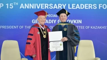 Геннадий Головкин күтпеген жерден құрметті доктор атанды