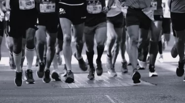 Алматыдағы марафонда екі қатысушы көз жұмды