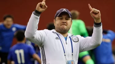 Футболдан Қазақстан жасөспірімдер құрамасының бапкері қызметінен кетті