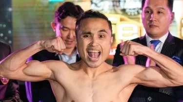 "Қазақ жауынгері" WBA белбеуін қорғау үшін тағы бір жеңілмеген боксшымен жұдырықтасады