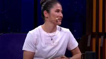 Назым Қызайбай футбол жанкүйерлерін таңғалдырды (ВИДЕО)