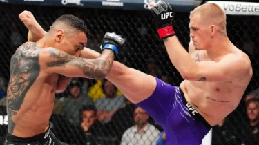 UFC турнирінде Шавкат Рахмоновтың салмағындағы басты жекпе-жектің жеңімпазы анықталды (ВИДЕО)