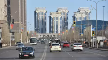 Астана мен Алматы жолдарында Toyota Camry мен Chevrolet Cobalt көш бастады