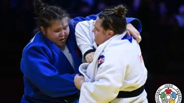 Қытай құрамасындағы қазақ қызы Азия чемпионы атанды