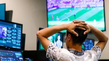 Букмекерлер кезеңі аяқталды: Тоқаев нарыққа жаңа тәртіп орнатты