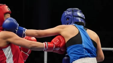 Ақерке Далабай Азия чемпионатының финалында Иордания боксшысын ойсырата жеңді (ВИДЕО)