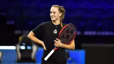 Елена Рыбакина өзге спорт түріне "көшті" (ВИДЕО)