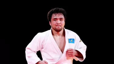 Олимпиада чемпионы Елдос Сметов Қазақстанға оралды