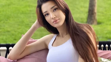 Сәбина Алтынбекова кіші Отанына оралды