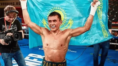 Қазақ боксшысы нокаут шеберімен кездеседі