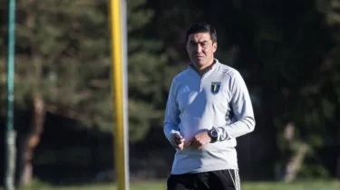 Самат Смақов жанжалдан кейін қайтадан алаңға шықты (ВИДЕО)