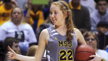 Өлетінін біле тұра, алаңға шықты (ВИДЕО)