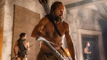 62-де 26 жастағы жігіттей! Волан-де-Мортты сомдаған актер желіні жарды