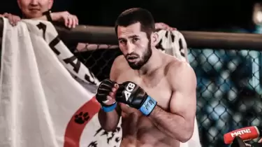 Арман Оспанов UFC экс-чемпионымен супер жекпе-жек өткізеді