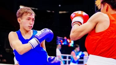 Қазақстандық жастар Азия чемпионатында нокаутпен жеңіске жетіп, медаль иеленді (ВИДЕО)
