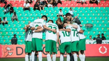 "Атырау" төрт легионермен қоштасты