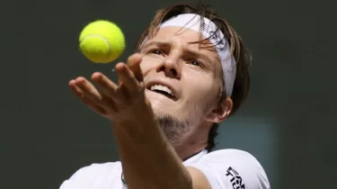 Александр Бублик 2025 жылдағы алғашқы трофейін жеңіп алды