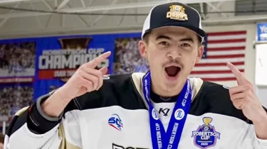 Қазақстандық хоккейші АҚШ-тың жетекші лигасында чемпион атанды