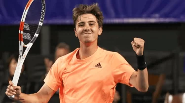 Қазақстанның екінші ракеткасы "Ролан Гаррос" іріктеуінде керемет камбэк жасады