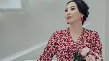 Төрт жасар бүлдіршін Қарақат Әбділдинаны өнерімен тәнті етті (ВИДЕО)
