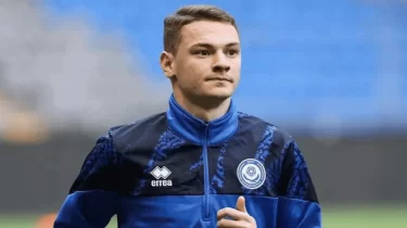 Ислам Чесноков мансабын "Хартс" клубында жалғастырады