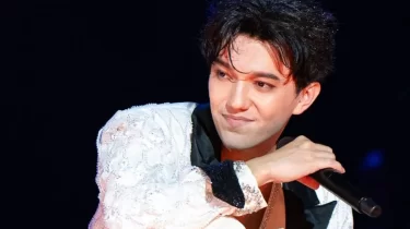 Димаш Құдайберген 31 жасқа толды: Елордада ерекше құттықтау көрсетілді (ВИДЕО)