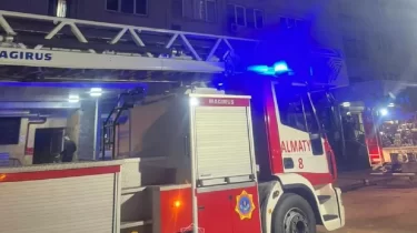 Қарағандыда автосалон өртке оранды (ВИДЕО)