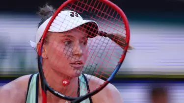 Елена Рыбакина "Ролан Гарростың" қазіргі чемпионымен сынға түсті