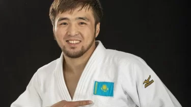 Елдос Сметов елден неліктен кеткенін көрсетті (ВИДЕО)