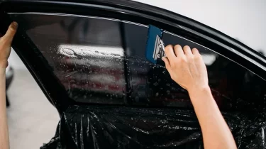 Тонировкаға тыйым не үшін керек? Полиция бұл жолы нақты дәлел келтірді