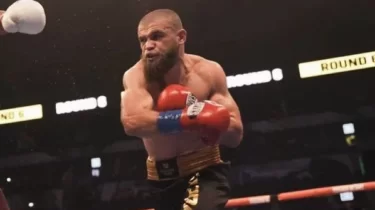 Руслан Мәдиевтің Испаниядағы жекпе-жегі күтпеген нәтижемен аяқталды (ВИДЕО)