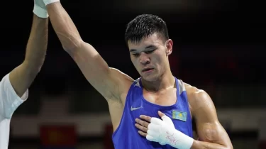 Абылайхан Жүсіпов Эйндховендегі турнирдің финалында өзбекстандық боксшымен кездеседі (ВИДЕО)