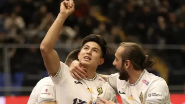 47 млн еуролық трансферге бойкот: "Челси" жанкүйерлері Сәтпаевты таңдады