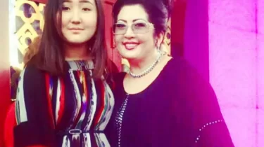 Мақпал Жүнісова қызы Мерейді Майғазиевтің ұлының тойына не себепті ертіп барғанын түсіндірді (ВИДЕО)