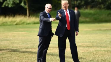 Дональд Трамптың досы "Кристал Пэластың" иесі атануы мүмкін