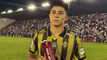 Дастан Сәтпаев гол соғуды қойып, қақпаға тұрды (ВИДЕО)