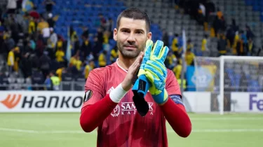 "Астана" аңызы Қазақстан азаматтығынан бас тартты (ВИДЕО)