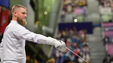 Азияны таңғалдырған қазақстандық семсерлесуші кім?