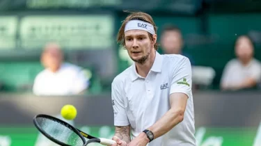 Қазақстандық теннисші әлемдік жұлдыздарды қатарынан құлатты (ВИДЕО)