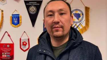 "Маған жоғарыдан қоңырау шалды": Ермұхамед Мәулен Қазақстаннан кетуге мәжбүр