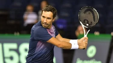 Қазақстандық теннисші Уимблдонды сенсациялық жеңіспен бастады