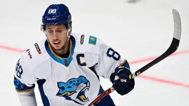 "Барыс" ойыншысы жаңа командаға ауысты - жалақысы футболшылармен тең